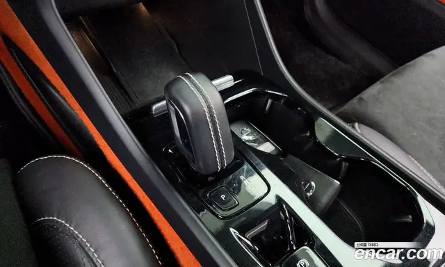Volvo XC40 2019 2.0 автомат (гидро), миниатюра 12