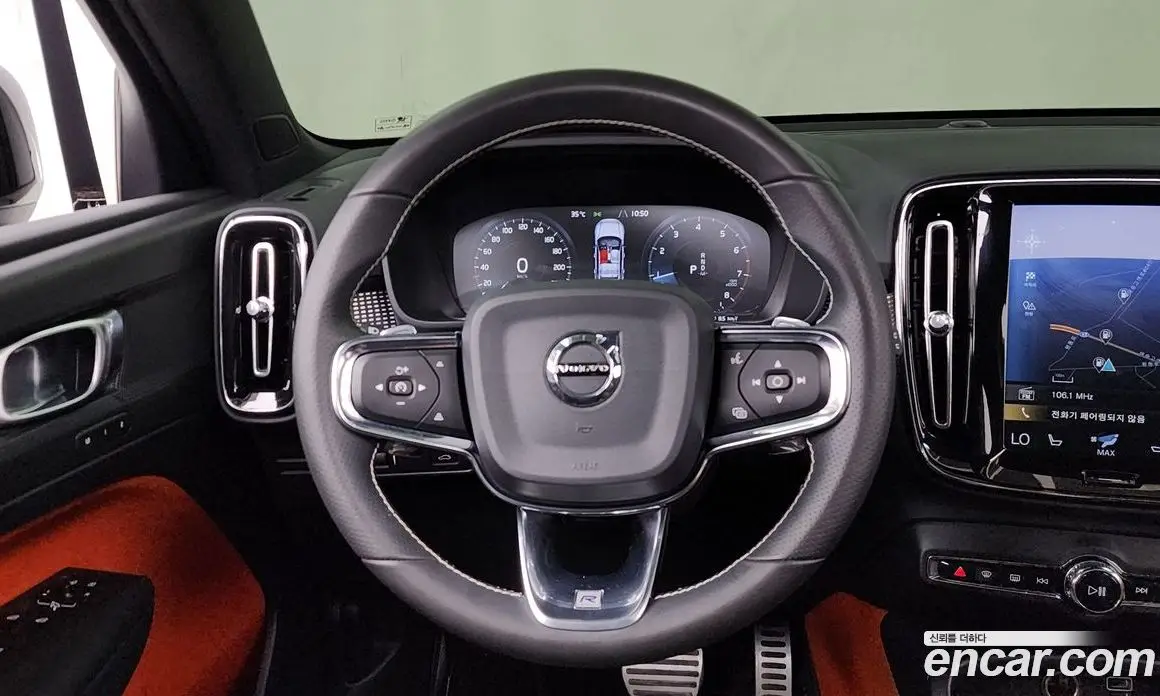 Volvo XC40 2019 2.0 автомат (гидро), фото 19