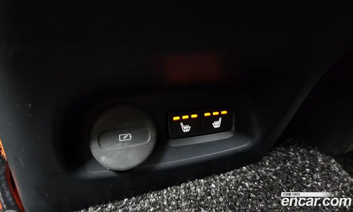 Volvo XC40 2019 2.0 автомат (гидро), фото 25