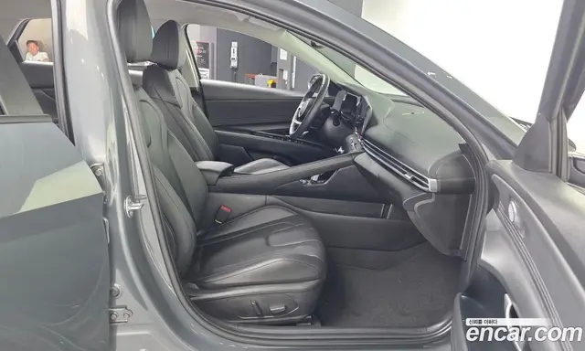 Hyundai Avante 2025 1.6 автомат (гидро), миниатюра 11
