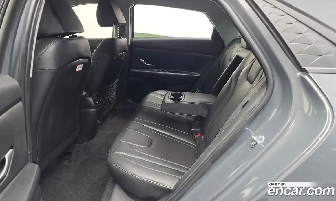 Hyundai Avante 2025 1.6 автомат (гидро), фото 12