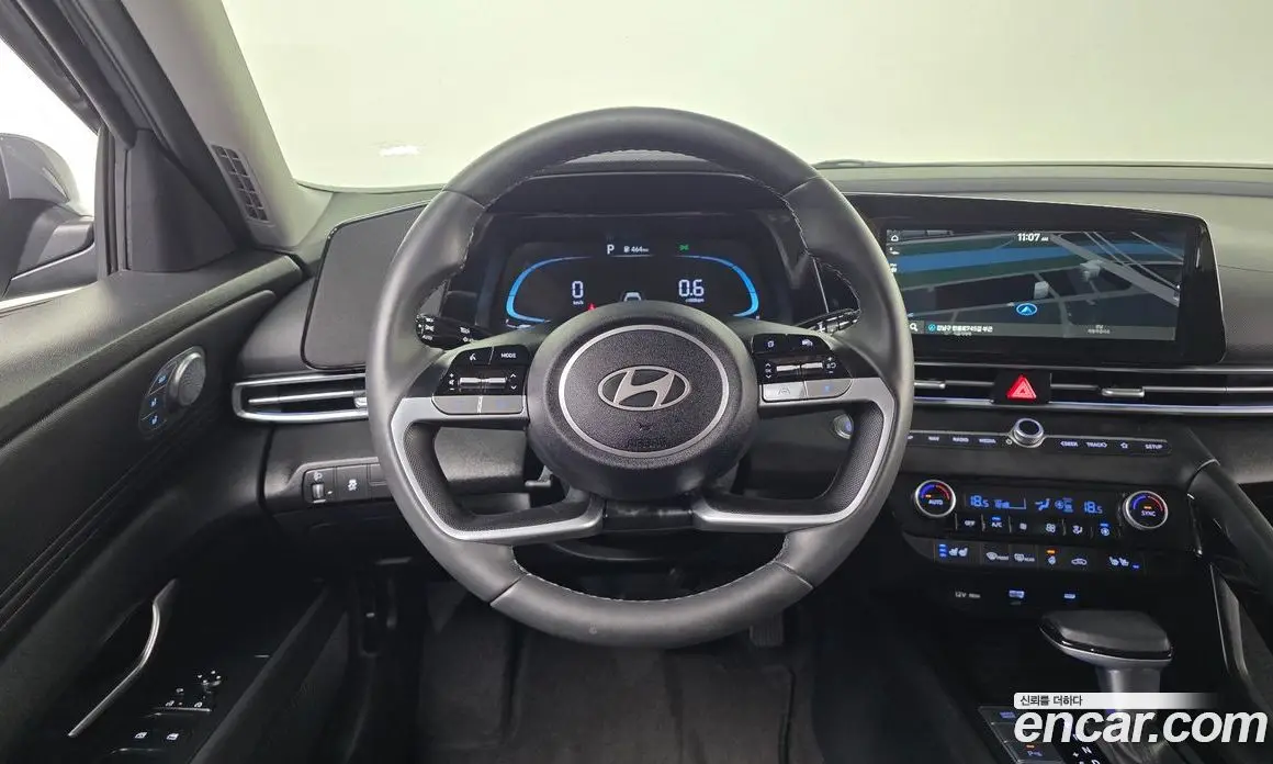 Hyundai Avante 2025 1.6 автомат (гидро), фото 13