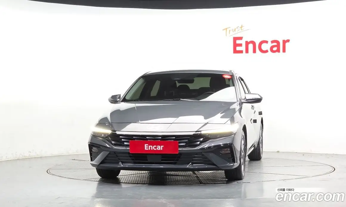 Hyundai Avante 2025 1.6 автомат (гидро), фото 3