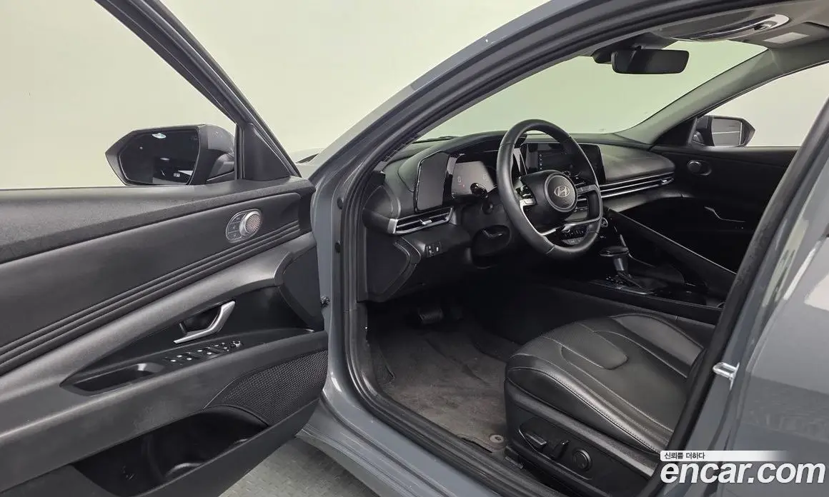 Hyundai Avante 2025 1.6 автомат (гидро), фото 10