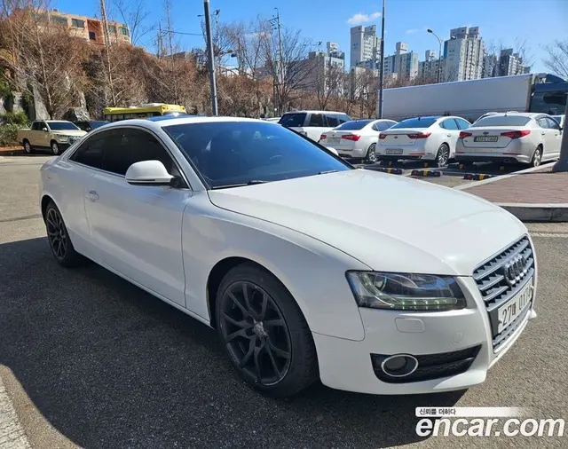Audi A5 2009 2.0 автомат (гидро), миниатюра 2