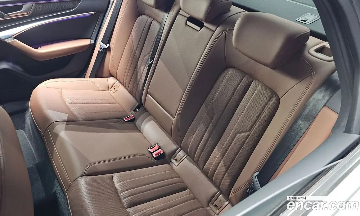 Audi A6 2023 2.0 автомат (гидро), фото 32