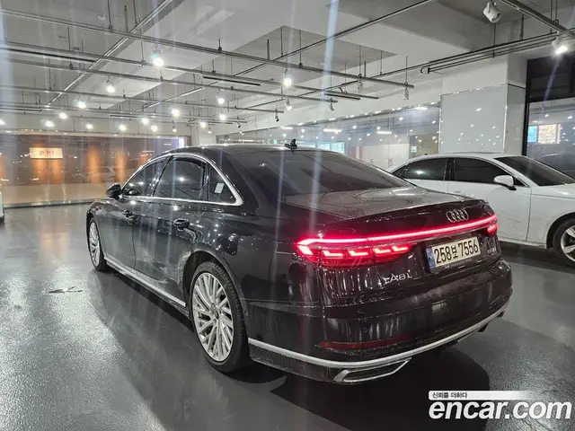 Audi A8 2021 3.0 автомат (гидро), миниатюра 4