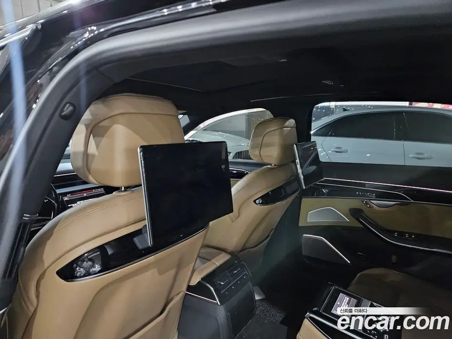 Audi A8 2021 3.0 автомат (гидро), фото 8