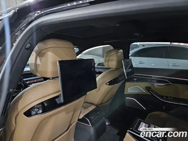 Audi A8 2021 3.0 автомат (гидро), миниатюра 8