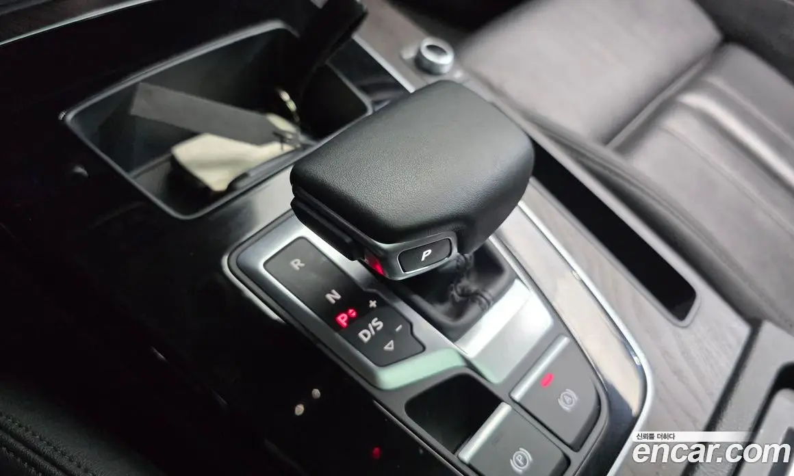 Audi Q5 2023 2.0 автомат (гидро), фото 12