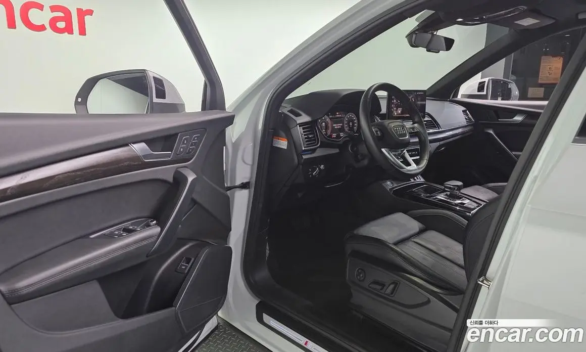 Audi Q5 2023 2.0 автомат (гидро), фото 13