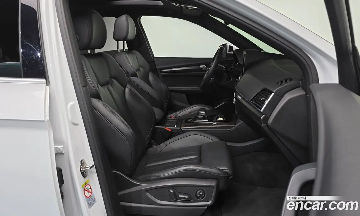 Audi Q5 2023 2.0 автомат (гидро), фото 16