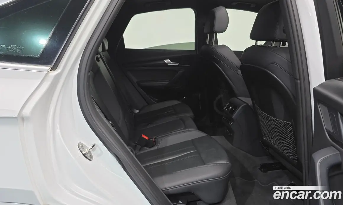 Audi Q5 2023 2.0 автомат (гидро), фото 17