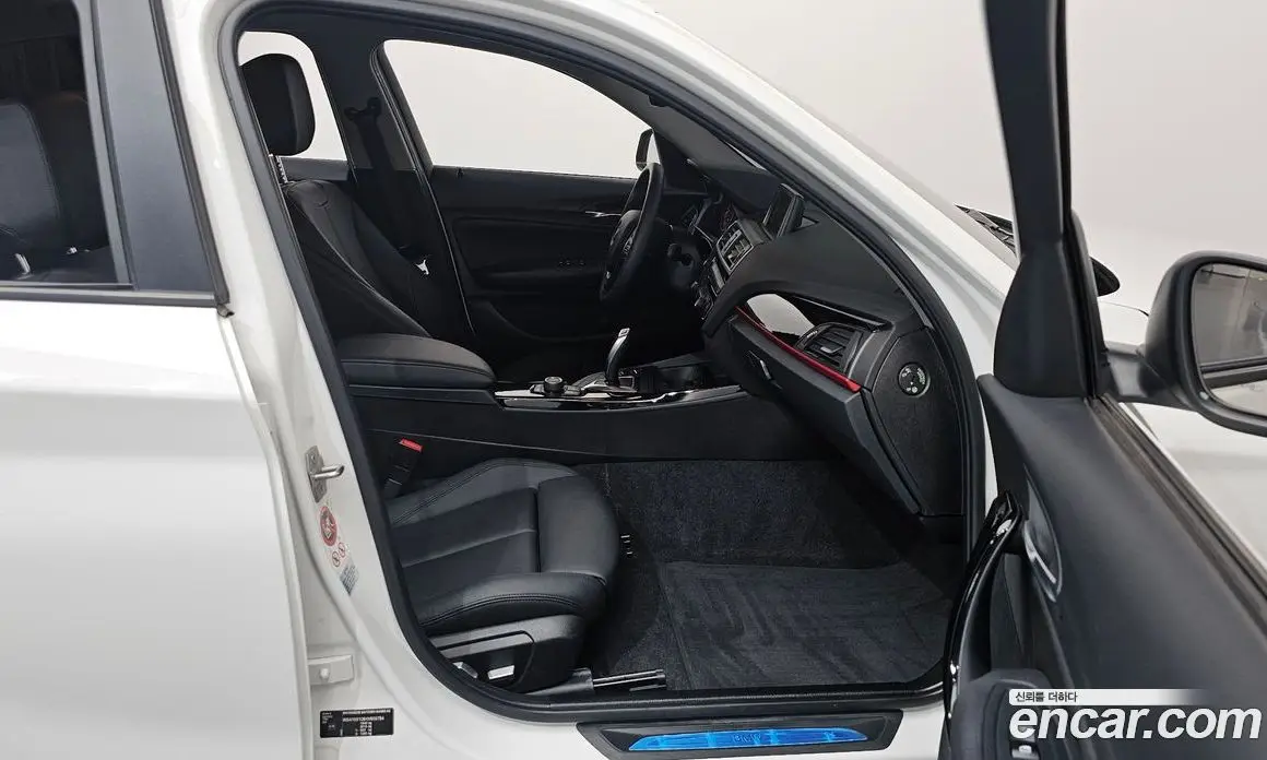 BMW 1 серия 2017 2.0 автомат (гидро), фото 15