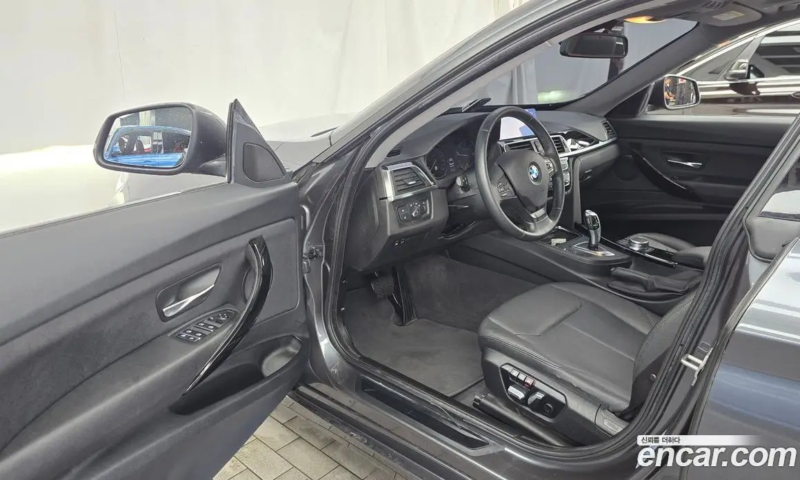 BMW 3 серия 2018 2.0 автомат (гидро), фото 13