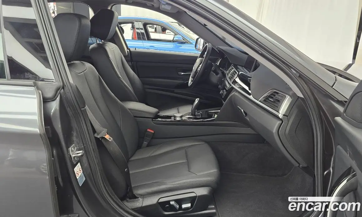 BMW 3 серия 2018 2.0 автомат (гидро), фото 16