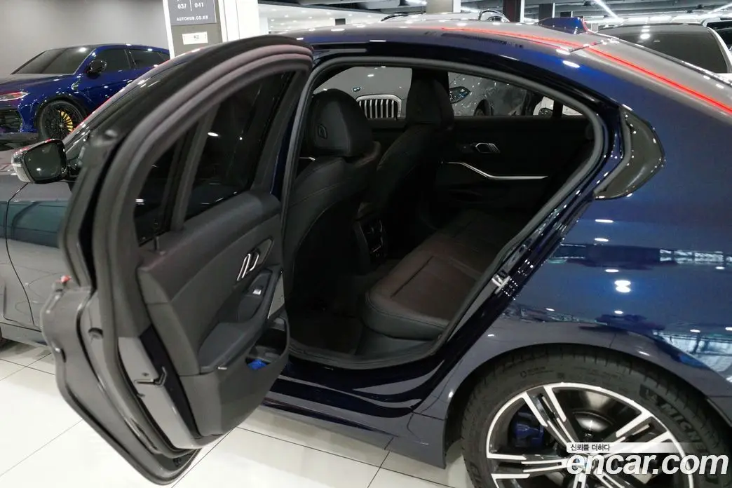 BMW 3 серия 2025 2.0 автомат (гидро), фото 11