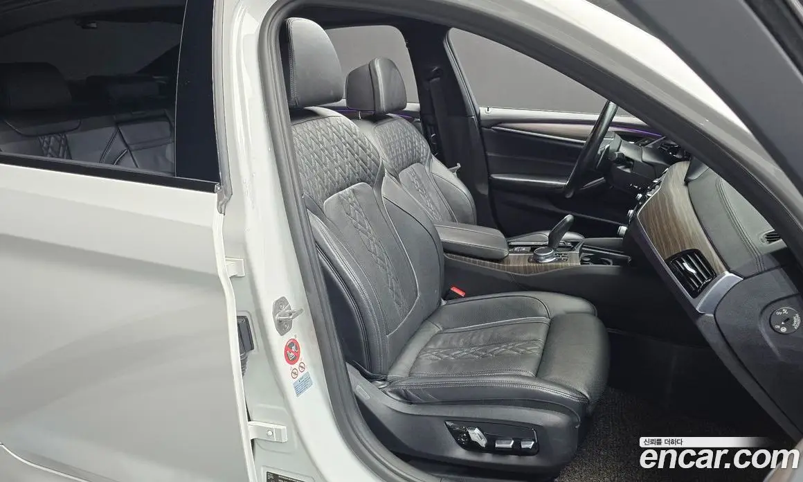 BMW 5 серия 2017 2.0 автомат (гидро), фото 16