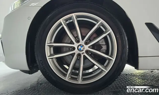 BMW 5 серия 2017 2.0 автомат (гидро), миниатюра 5