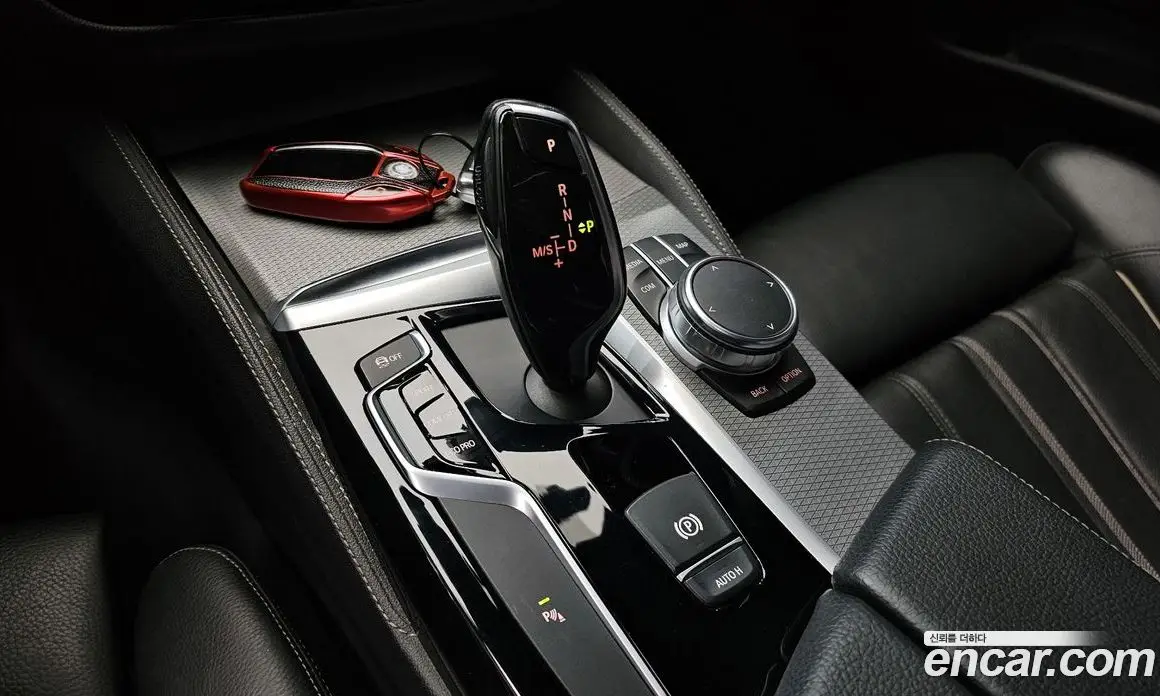 BMW 5 серия 2017 2.0 автомат (гидро), фото 9