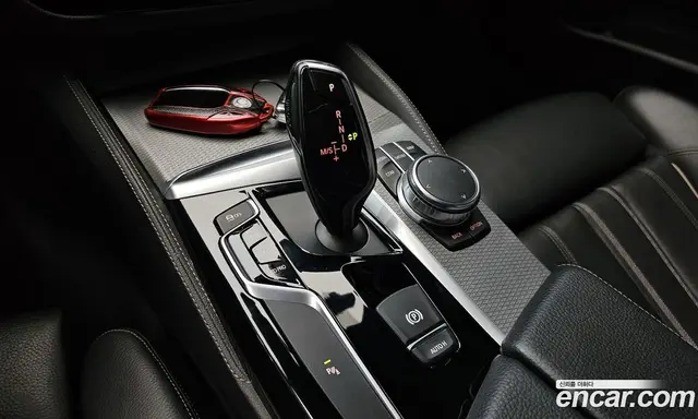 BMW 5 серия 2017 2.0 автомат (гидро), миниатюра 9
