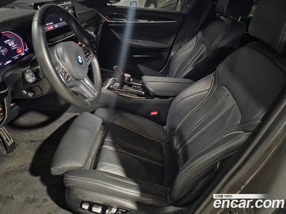 BMW 5 серия 2021 2.0 автомат (гидро), фото 11