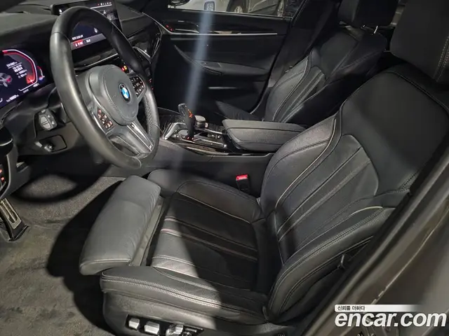 BMW 5 серия 2021 2.0 автомат (гидро), миниатюра 11