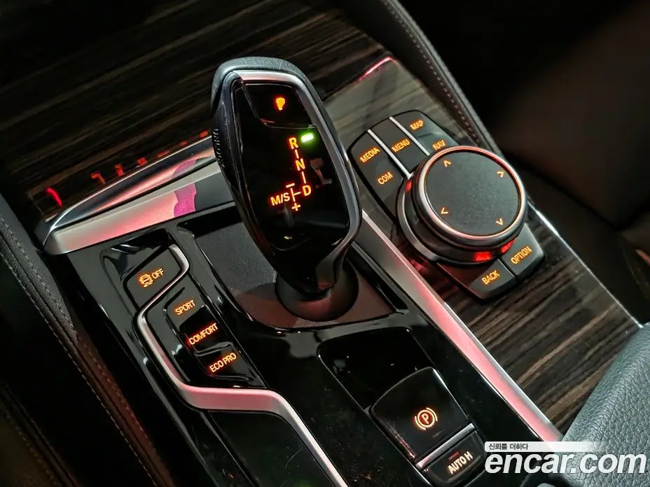 BMW 5 серия 2021 2.0 автомат (гидро), фото 9