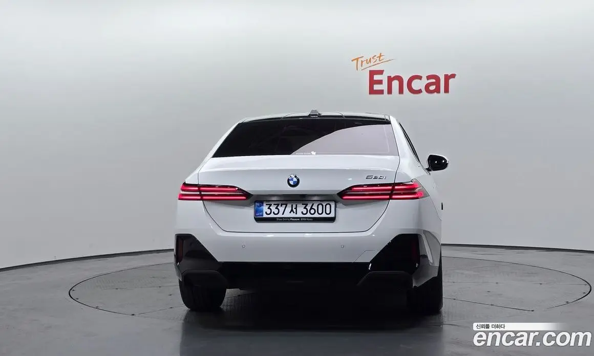BMW 5 серия 2025 2.0 автомат (гидро), фото 4