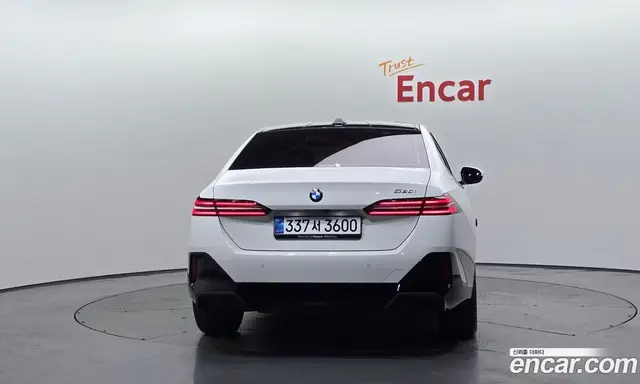 BMW 5 серия 2025 2.0 автомат (гидро), миниатюра 4