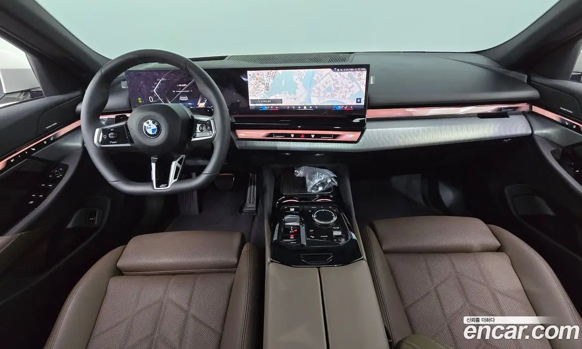 BMW 5 серия 2025 2.0 автомат (гидро), фото 10