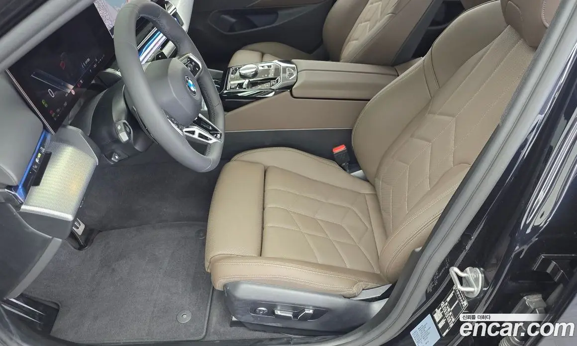 BMW 5 серия 2025 2.0 автомат (гидро), фото 31