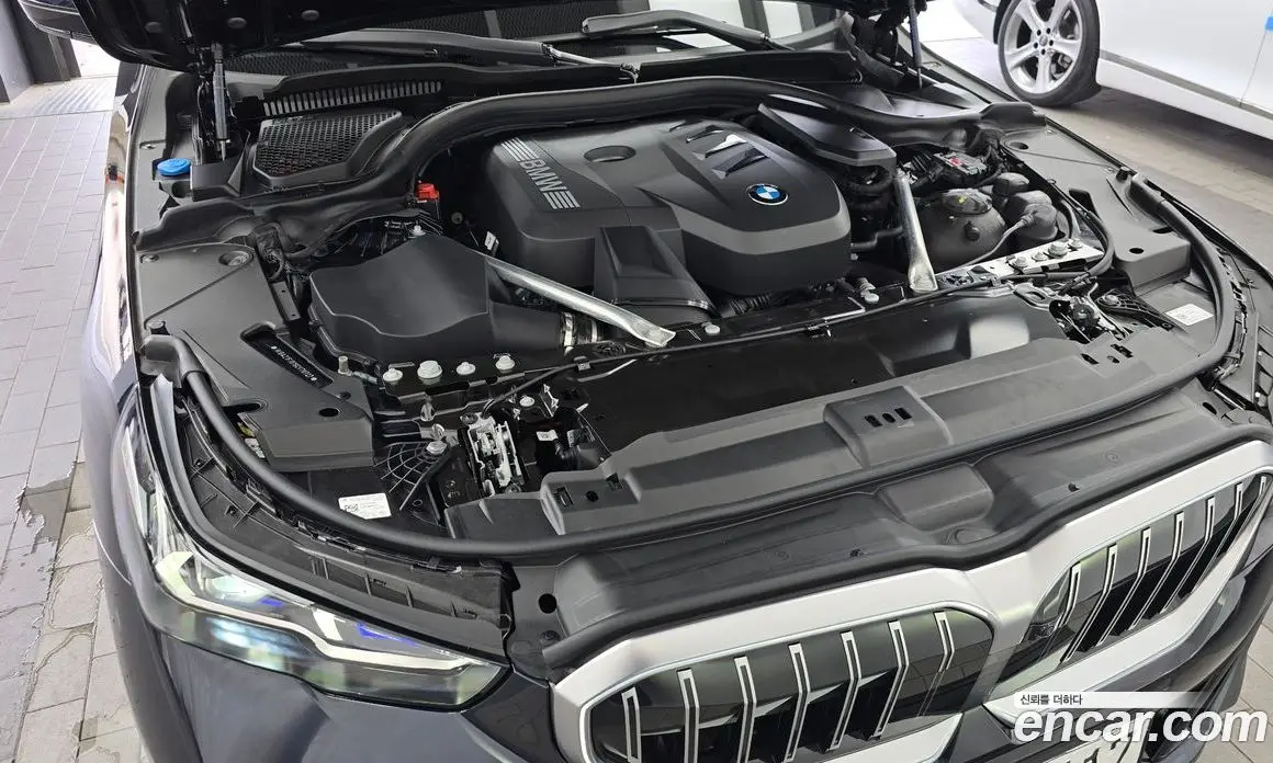 BMW 5 серия 2025 2.0 автомат (гидро), фото 6