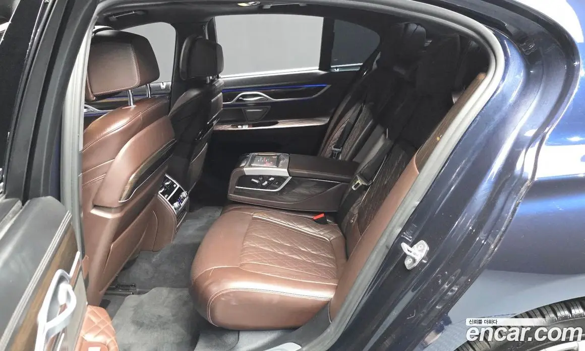 BMW 7 серия 2019 3.0 автомат (гидро), фото 16