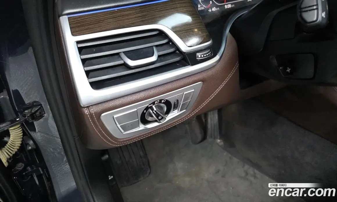 BMW 7 серия 2019 3.0 автомат (гидро), фото 27