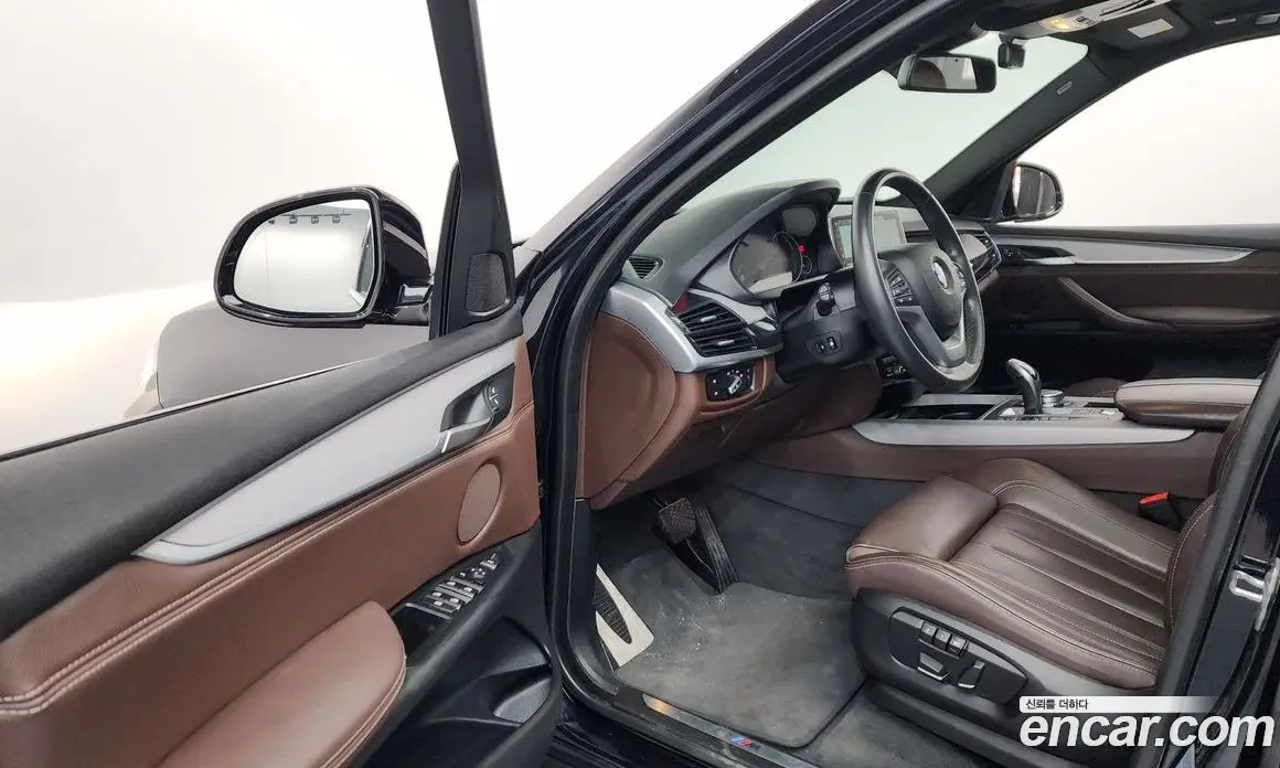 BMW X5 2018 3.0 автомат (гидро), фото 13