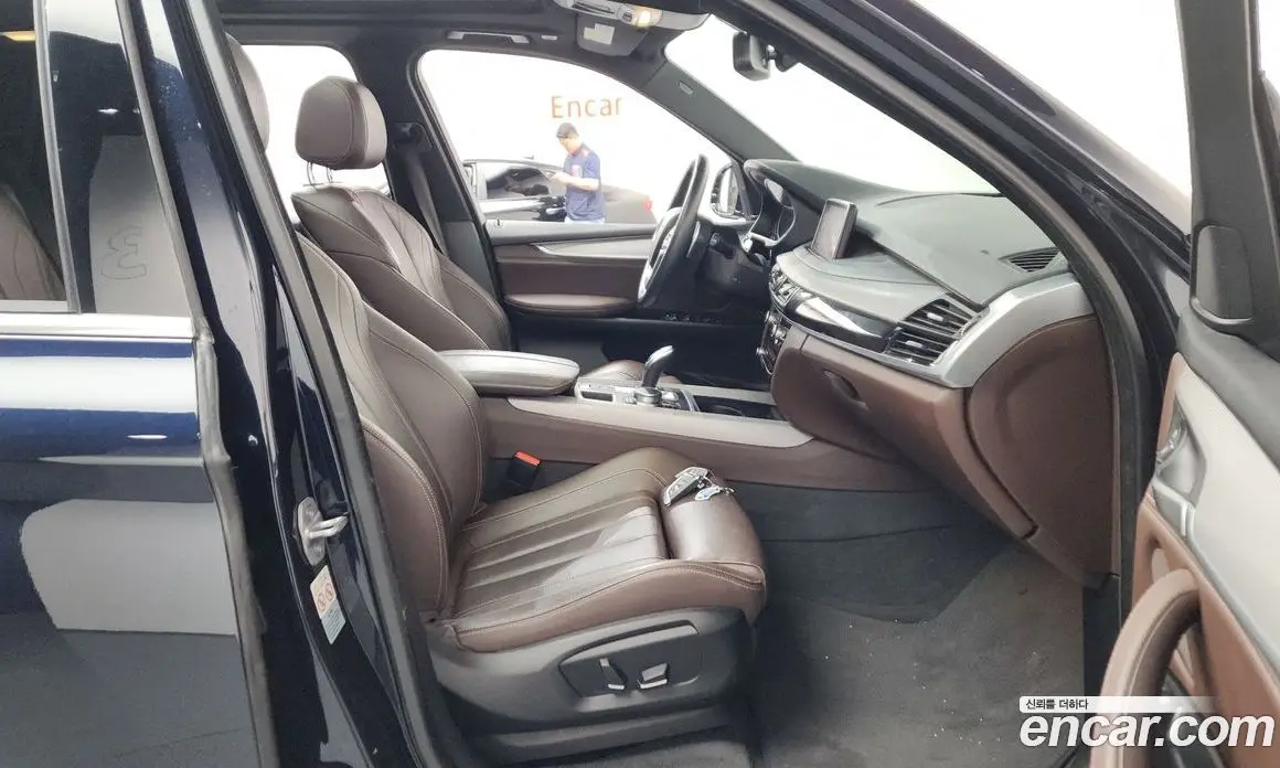 BMW X5 2018 3.0 автомат (гидро), фото 16