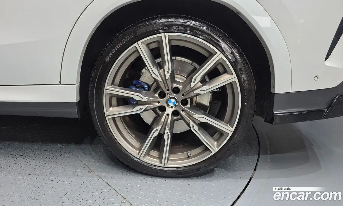 BMW X6 2020 4.4 автомат (гидро), фото 7