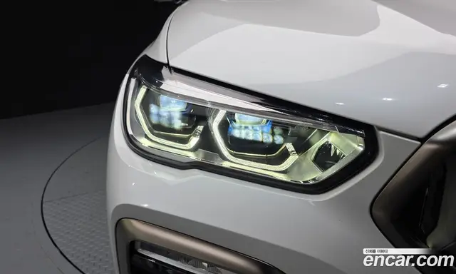 BMW X6 2020 4.4 автомат (гидро), миниатюра 8