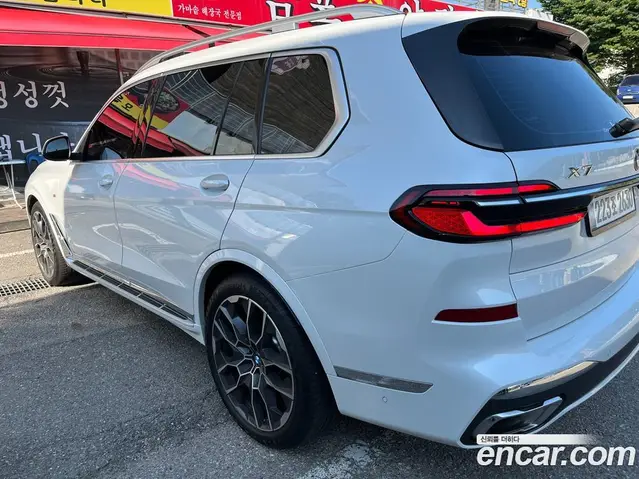 BMW X7 2025 3.0 автомат (гидро), миниатюра 2