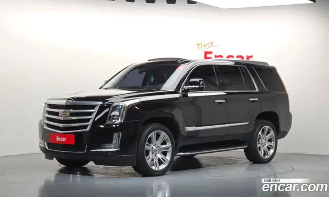 Cadillac Escalade 2018 6.2 автомат (гидро), миниатюра 1 Cadillac Escalade 2018 6.2 автомат (гидро), миниатюра 1
