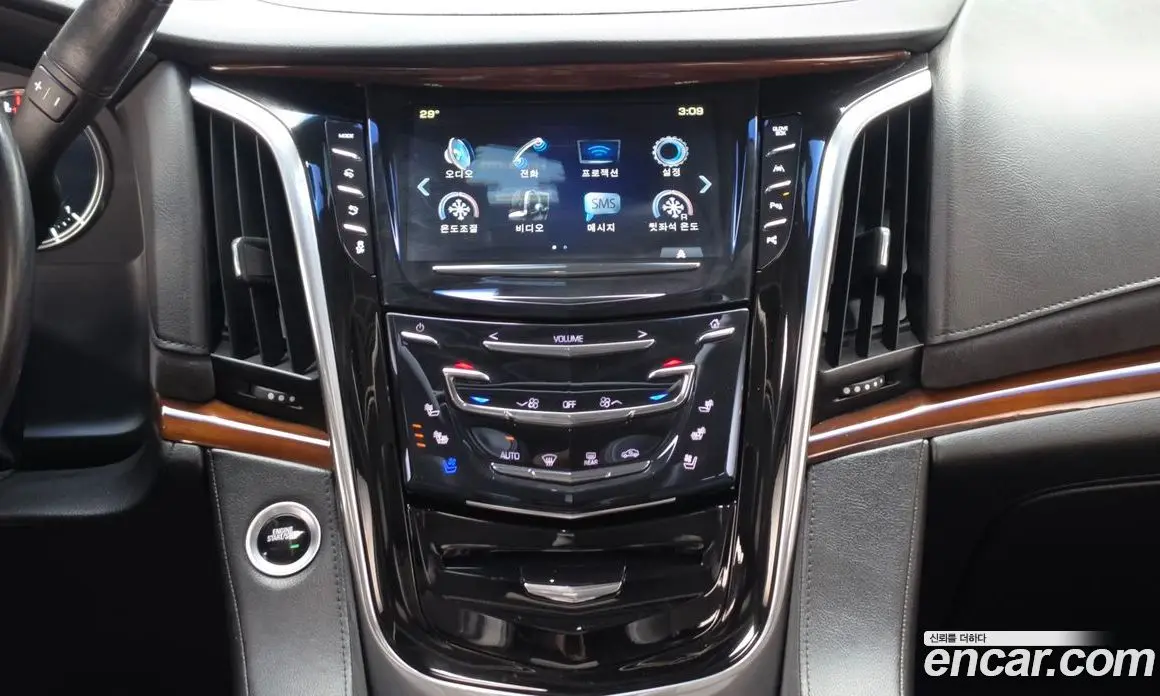 Cadillac Escalade 2018 6.2 автомат (гидро), фото 14 Cadillac Escalade 2018 6.2 автомат (гидро), фото 14