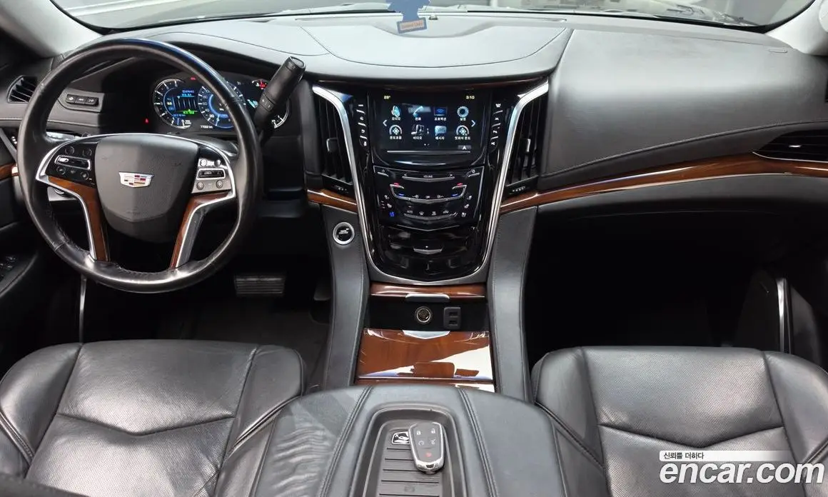 Cadillac Escalade 2018 6.2 автомат (гидро), фото 7 Cadillac Escalade 2018 6.2 автомат (гидро), фото 7