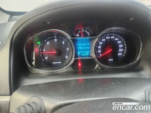 Chevrolet Captiva 2015 2.0 автомат (гидро), миниатюра 6