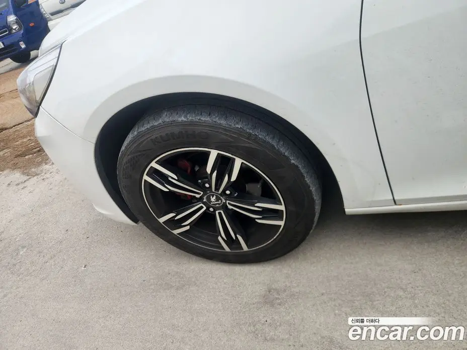 Chevrolet Malibu 2011 2.0 автомат (гидро), фото 17