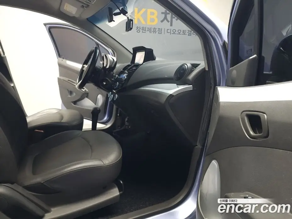 Chevrolet Spark 2014 1.0 автомат (гидро), фото 14