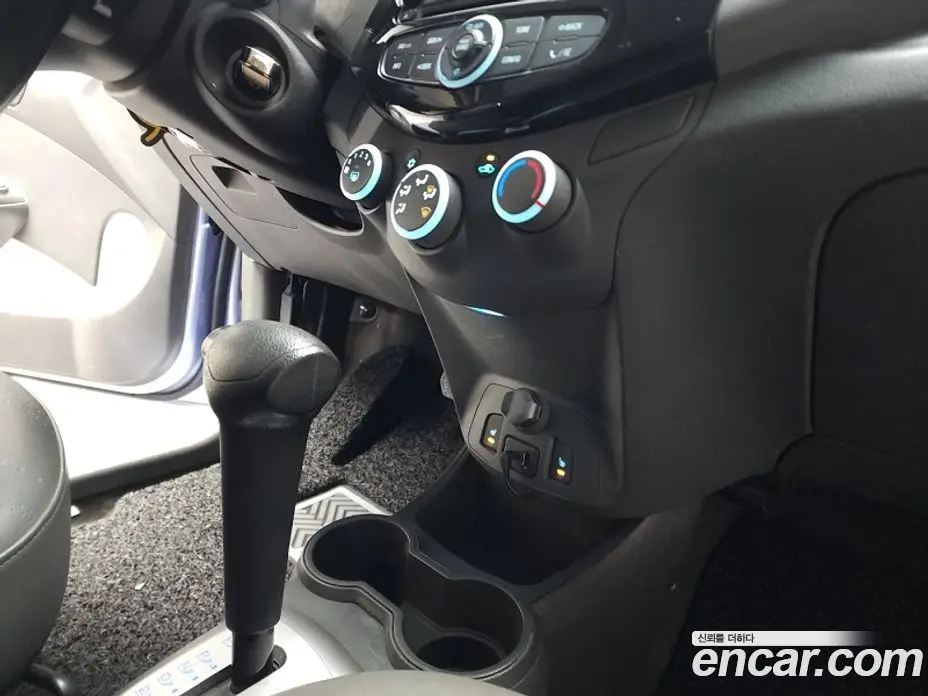 Chevrolet Spark 2014 1.0 автомат (гидро), фото 16