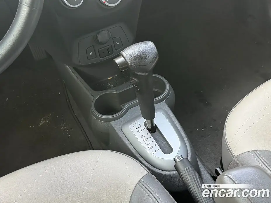 Chevrolet Spark 2014 1.0 автомат (гидро), фото 12