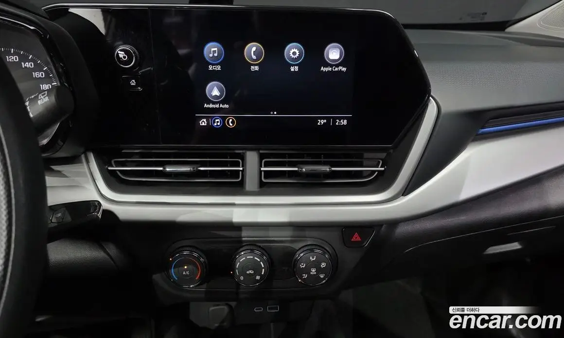 Chevrolet Trax 2023 1.2 автомат (гидро), фото 14