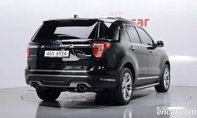 Ford Explorer 2018 2.3 автомат (гидро), миниатюра 2